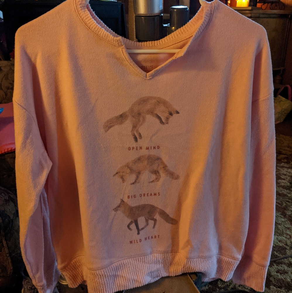 Girls 14/16 Justice fleece sweatshirt